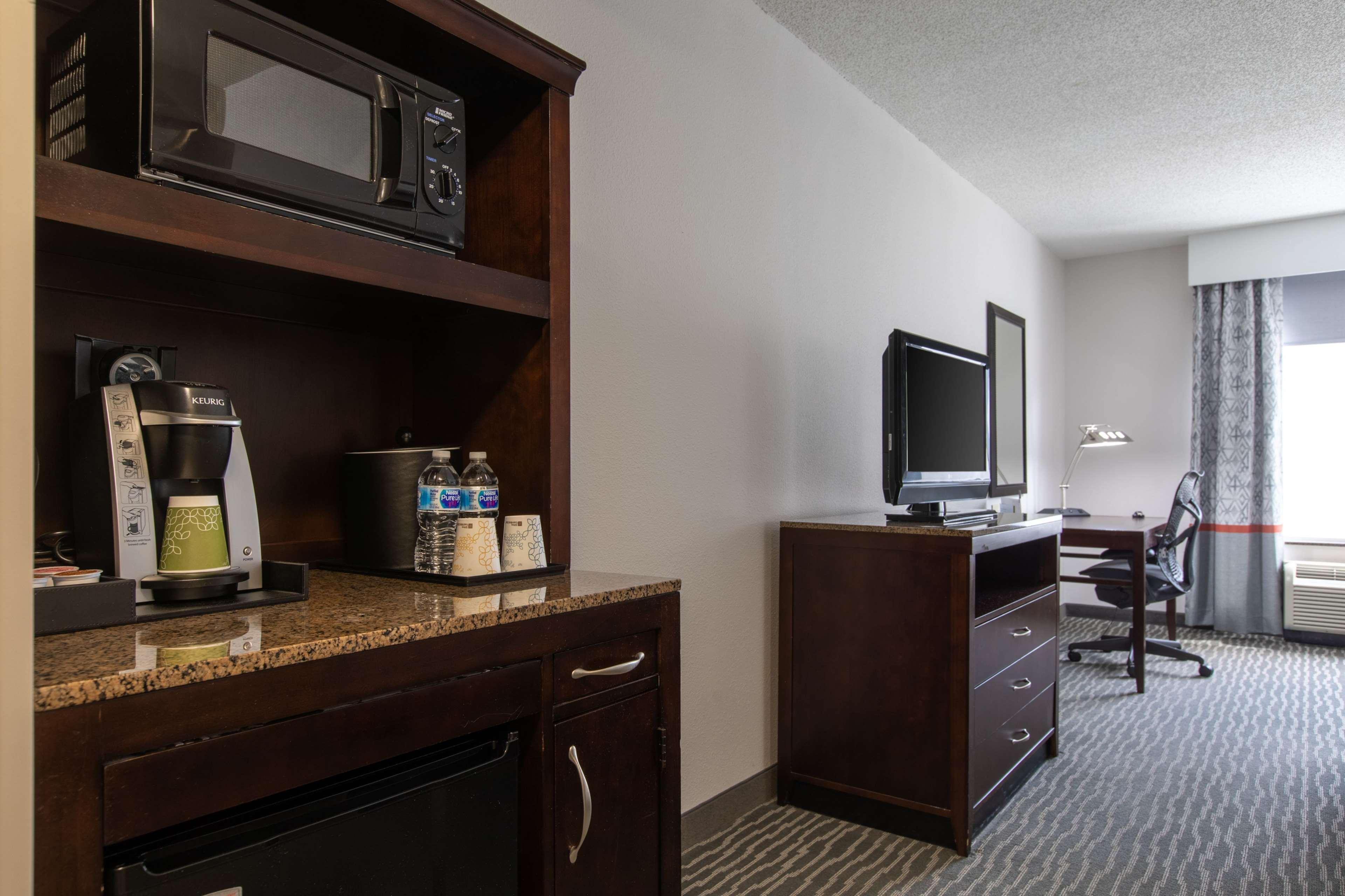 Hilton Garden Inn Lynchburg Eksteriør billede
