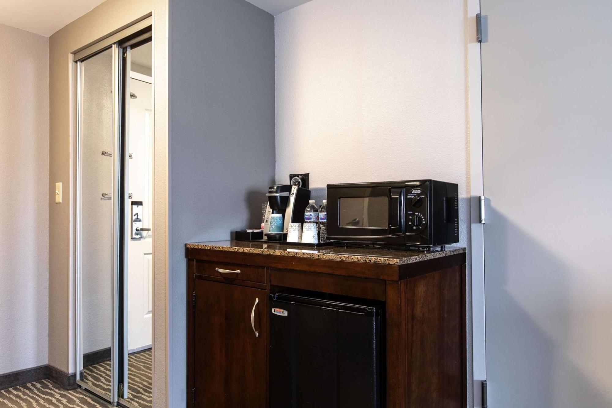 Hilton Garden Inn Lynchburg Eksteriør billede